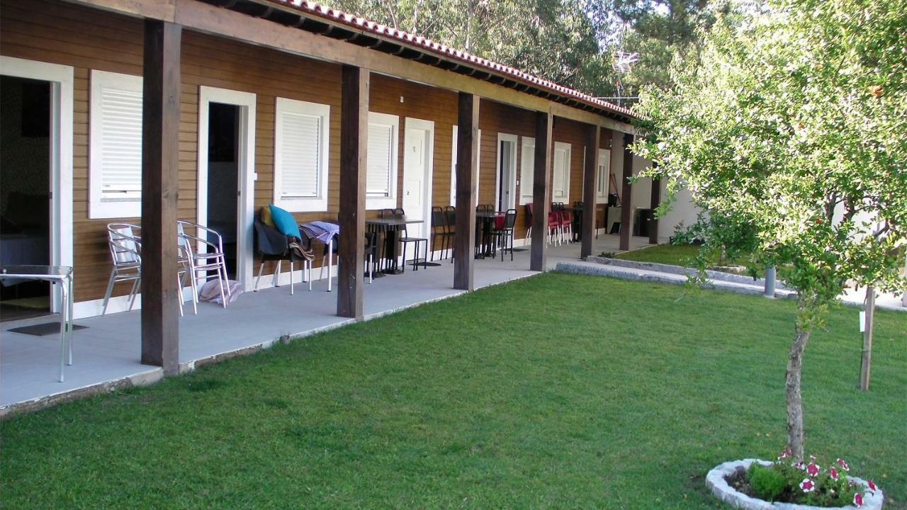 Alojamento Costa & Dias Vila Verde  Exteriör bild